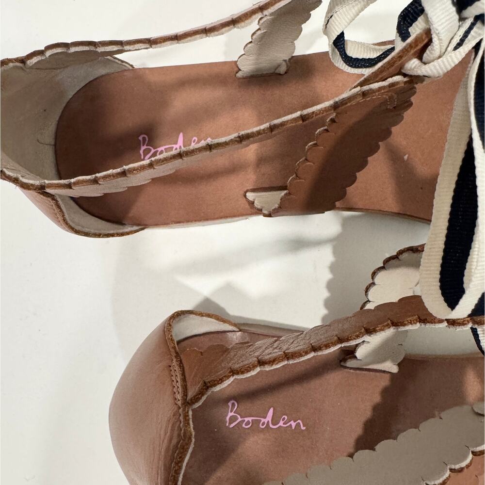 BODEN Strappy Leather Sandals Ribbon Bow Preppy Coastal Size 9 (EUR 40) - Picture 4 of 5